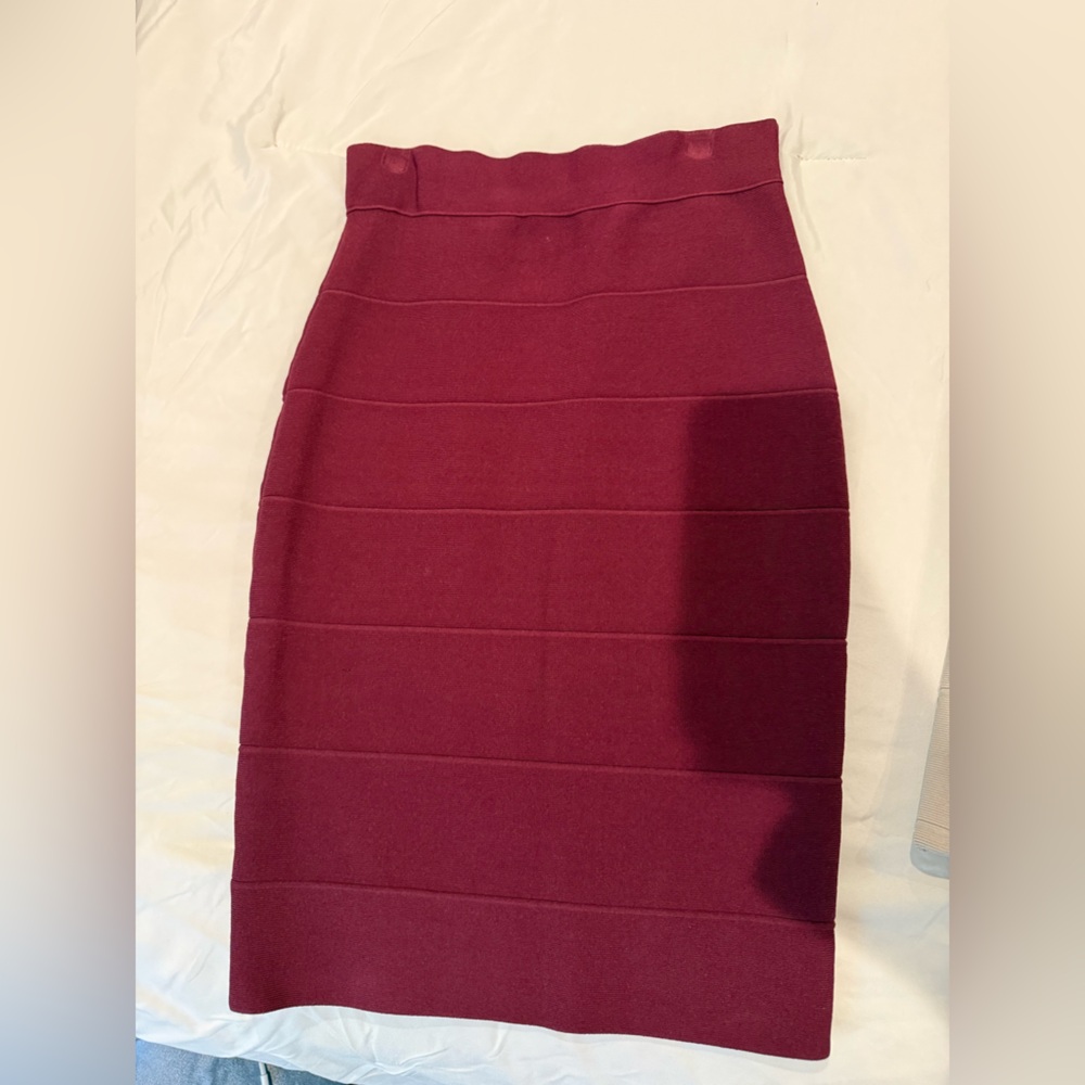 Romeo & Juliet Couture Deep Red Pencil Skirt